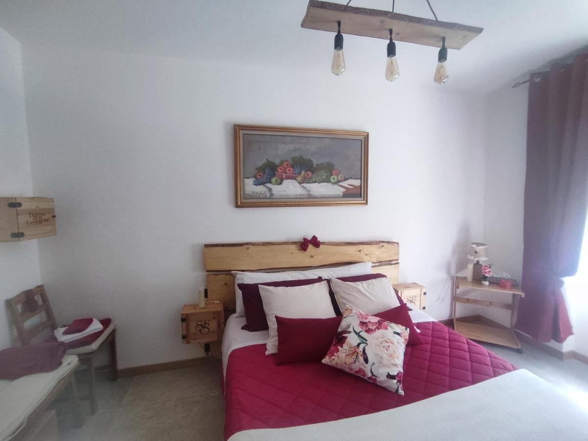 Tirano Express Luxury Apartments Luaran gambar