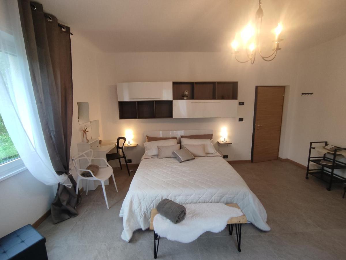 Tirano Express Luxury Apartments Luaran gambar