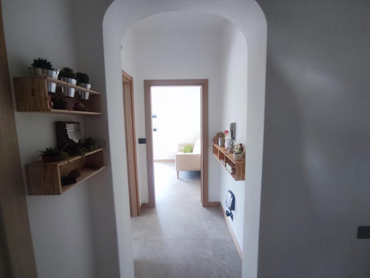 Tirano Express Luxury Apartments Luaran gambar