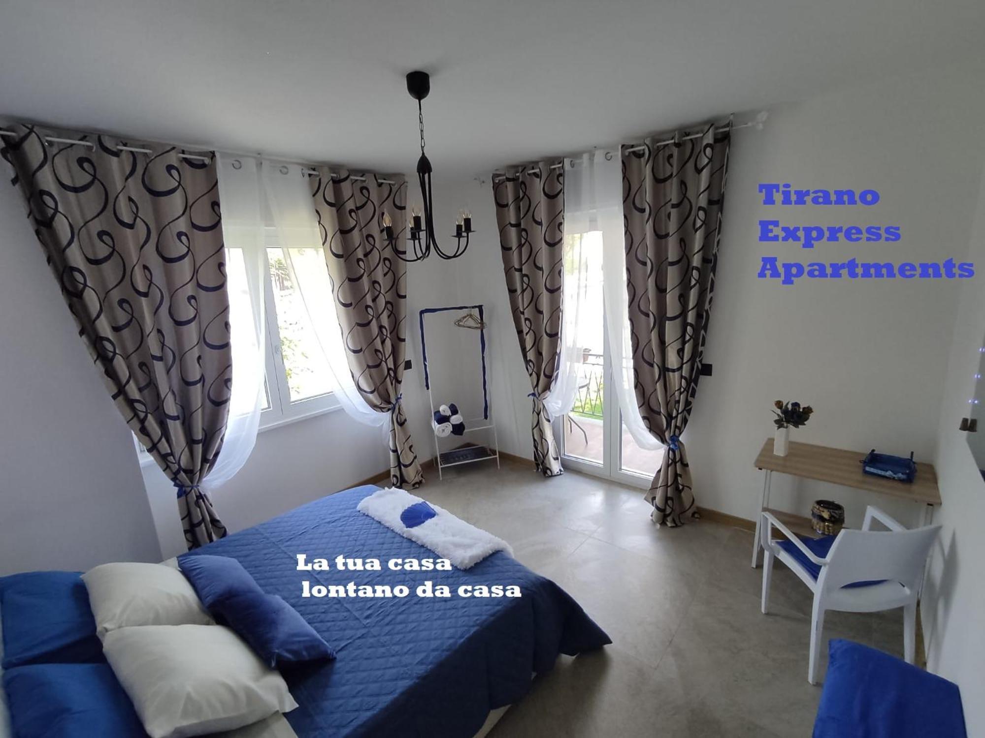Tirano Express Luxury Apartments Luaran gambar