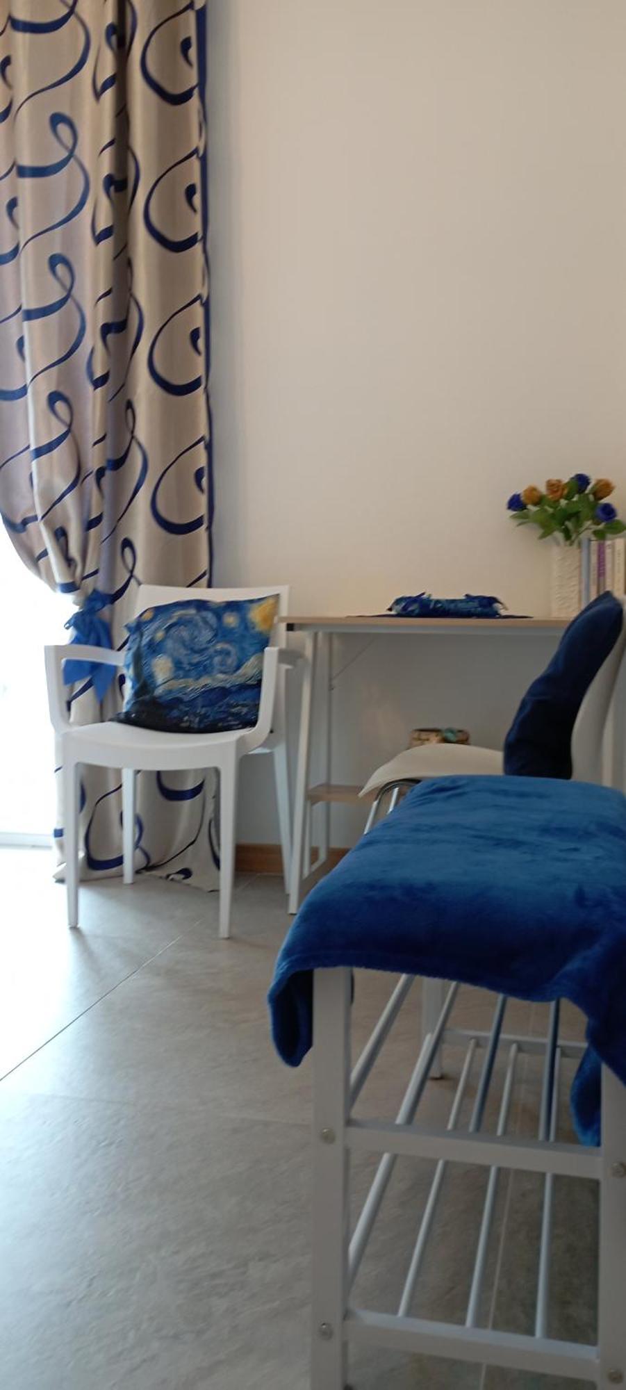 Tirano Express Luxury Apartments Luaran gambar